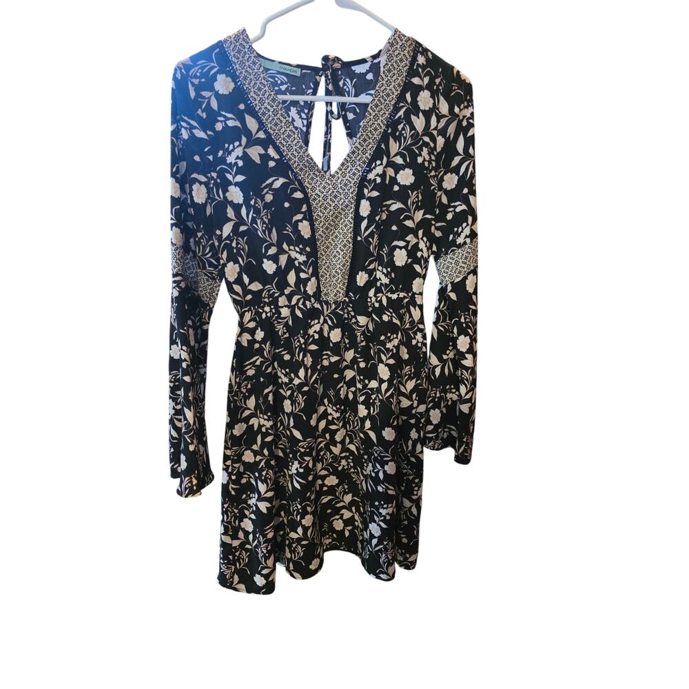 Maurices Midi Dress XS Womens Long Sleeve V Neck Flare Sleeve Multicolor‎ Boho